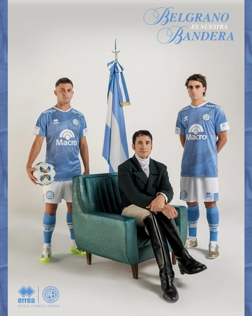 CA Belgrano viste su camiseta 2024-2025 con la Bandera de Macha