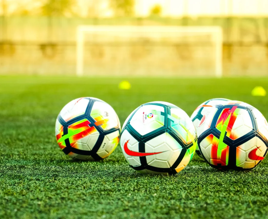 Eredivisie 2025-2026: nuevas camisetas, nuevas estrellas y muchas expectativas