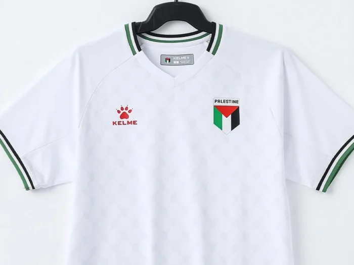 Así son las camisetas de Palestina 2024-2025 de Kelme, inspiradas en el keffiyeh