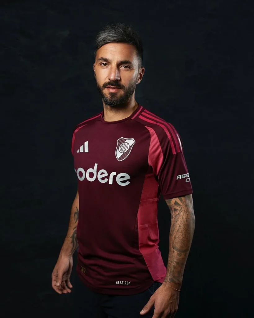 La camiseta visitante de River Plate 2024-2025 nace del vínculo con el Torino