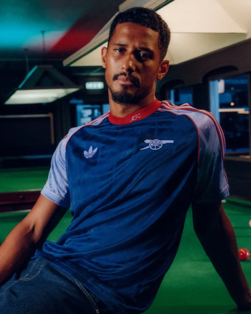 adidas Originals amplía su colección del Arsenal inspirada en los años 90