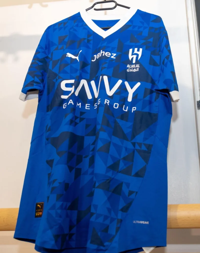 Todas las camisetas del Al-Hilal 2024-2025 lucen un patrón especial