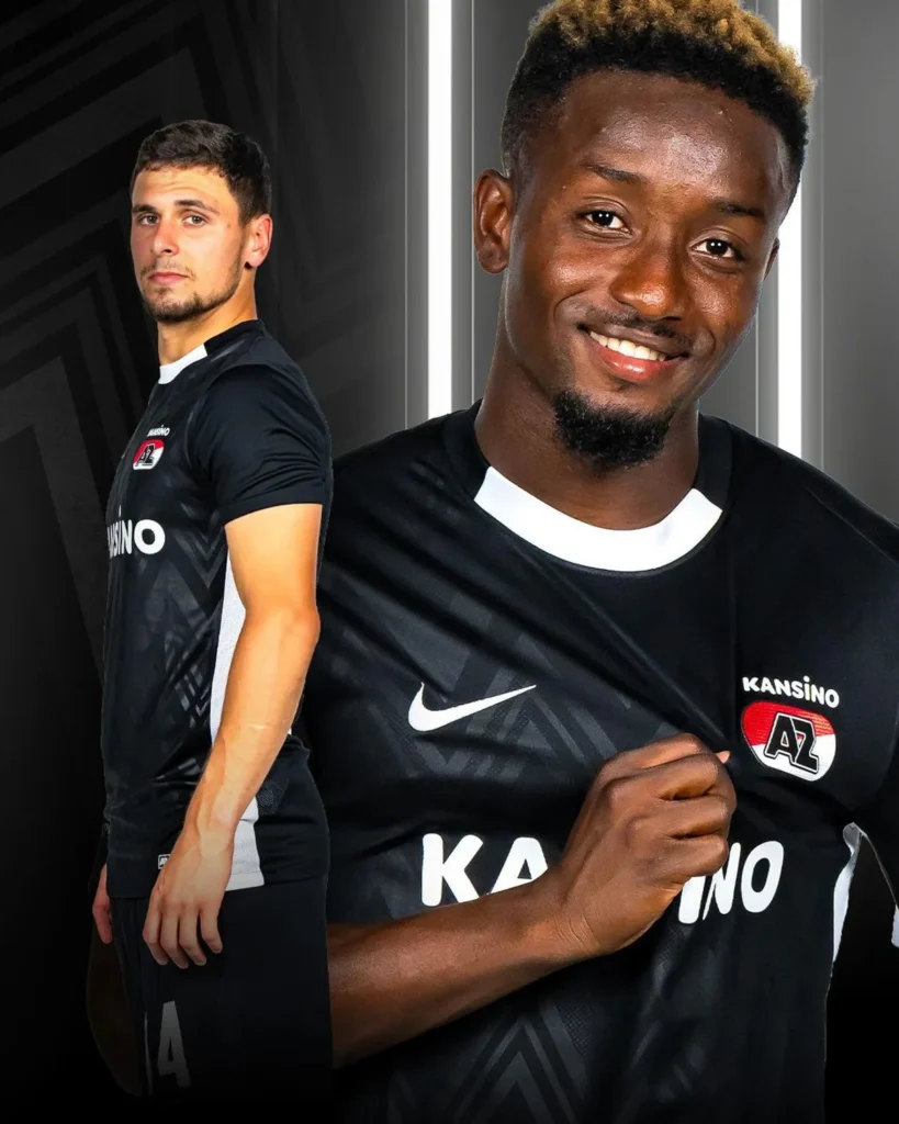 Esta es la camiseta visitante del AZ Alkmaar para la Europa League 2024-2025
