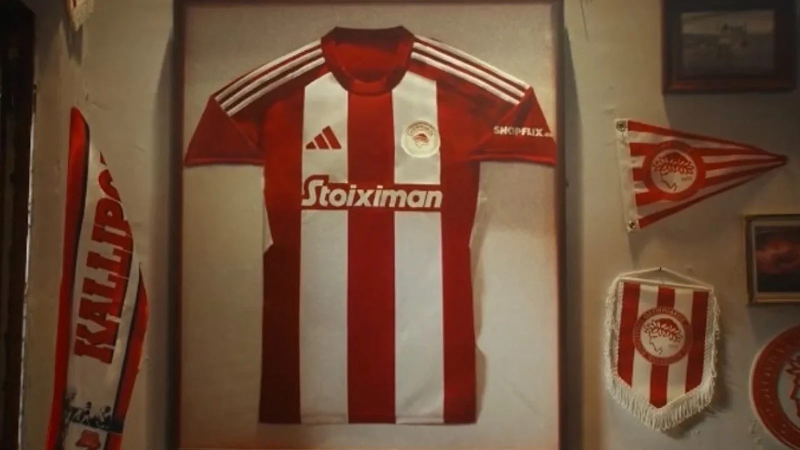 Así son las camisetas del Olympiacos 2024-2025 de adidas
