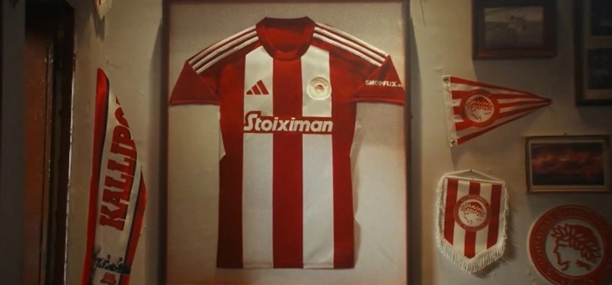 Así son las camisetas del Olympiacos 2024-2025 de adidas