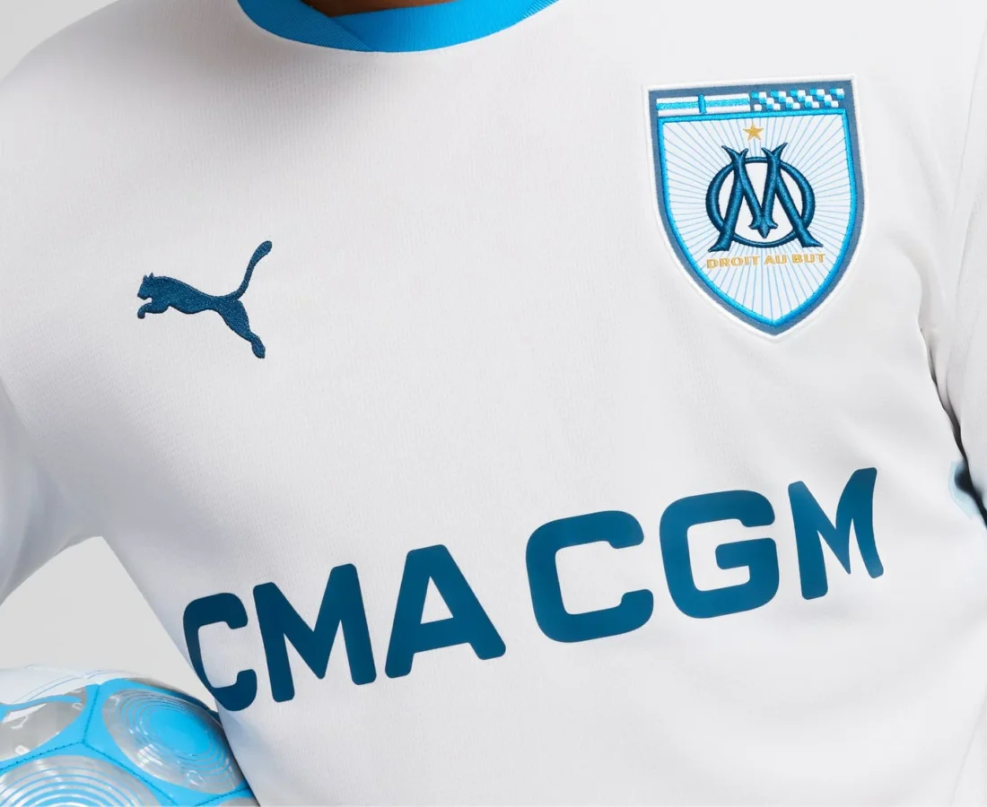 Así son las camisetas del Olympique de Marsella 2024-2025, con homenaje a los 125 años del club