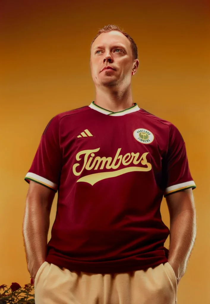 Portland Timbers rinde homenaje a Clive Charles con su tercera camiseta 2024-2025