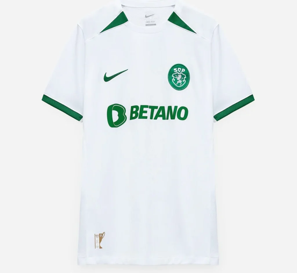 Sporting de Lisboa presenta sus camisetas 2024-2025: homenaje a Stromp y a la Recopa