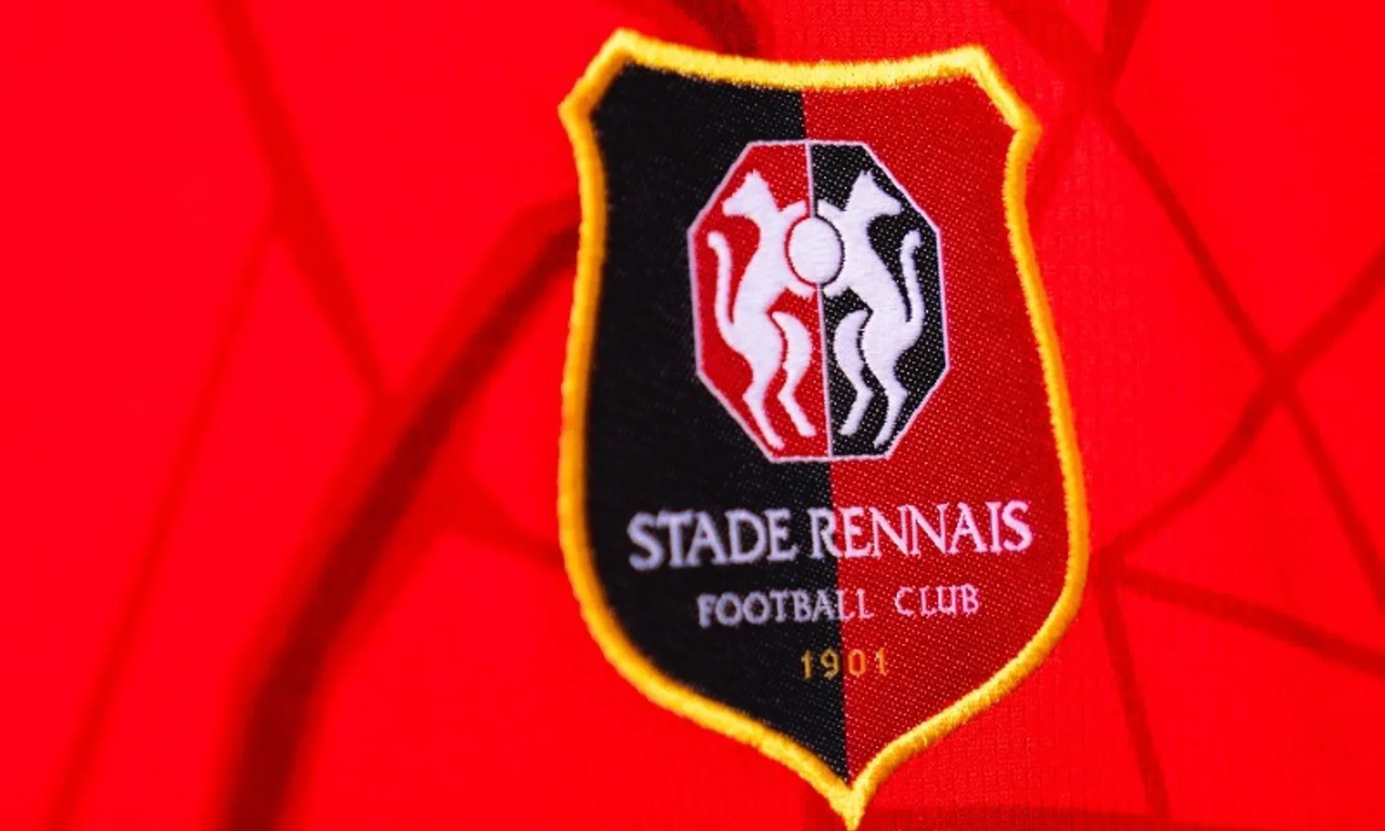 Camisetas del Stade Rennes 2024-2025 inspiradas en el río, la arquitectura y el arte