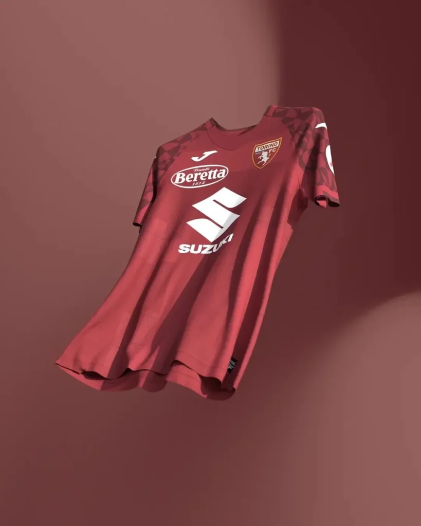 Torino FC presenta sus camisetas 2024-2025: la Mole Antonelliana, el museo y un guiño a 1993