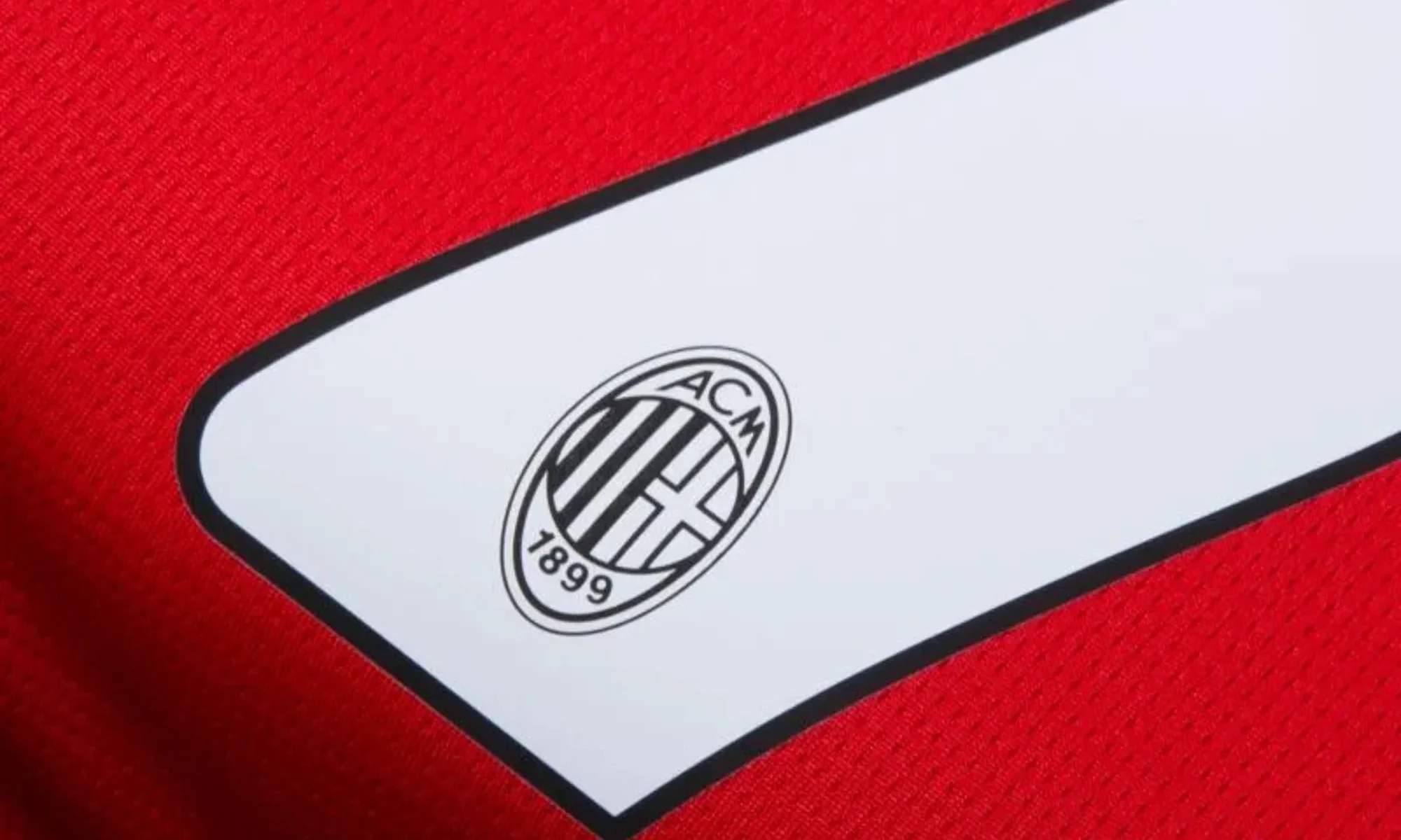 Así es la estampación oficial del AC Milan para la temporada 2024-2025