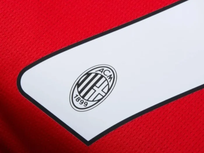 Así es la estampación oficial del AC Milan para la temporada 2024-2025