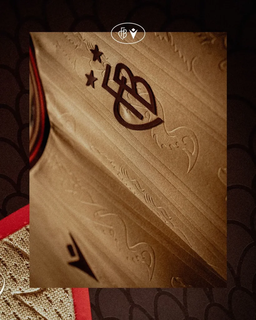 La cuarta camiseta del FC Basel 2024-2025 cuenta la leyenda del Basilisco