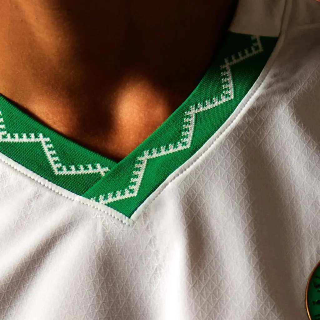 Marruecos presenta su camiseta visitante 2025, inspirada en las alfombras marroquíes