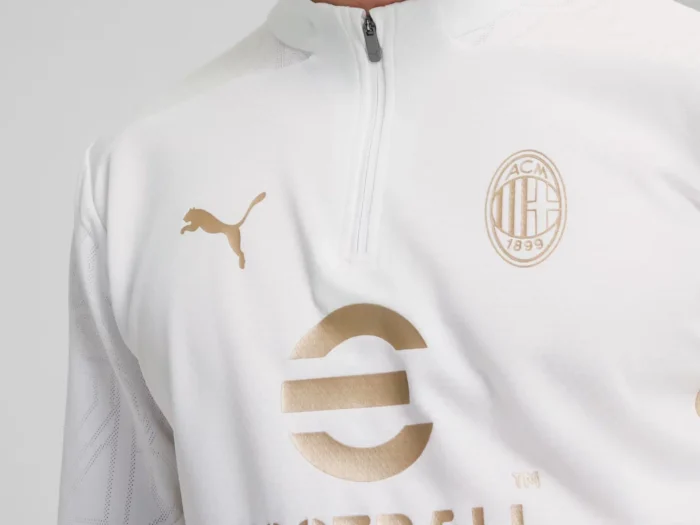 El AC Milan estrena un chándal de entrenamiento blanco y dorado para 2025