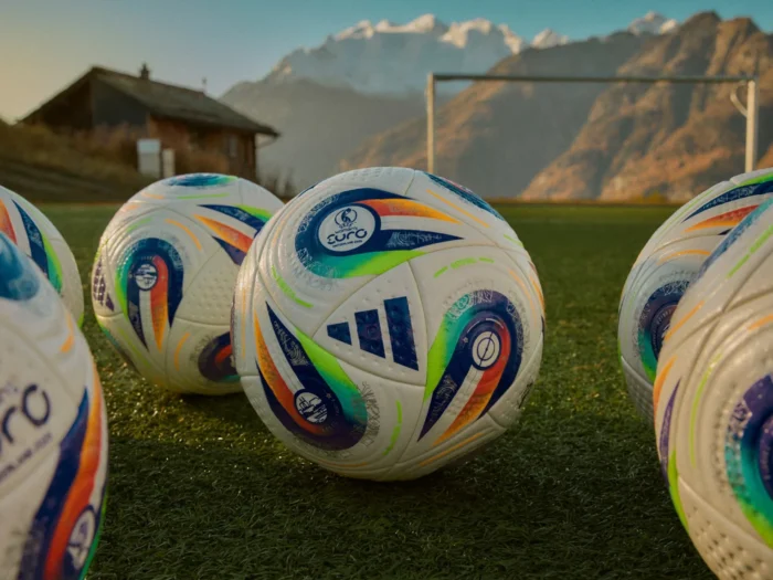 KONEKTIS: así es el balón de adidas con el que se jugará la Eurocopa femenina 2025