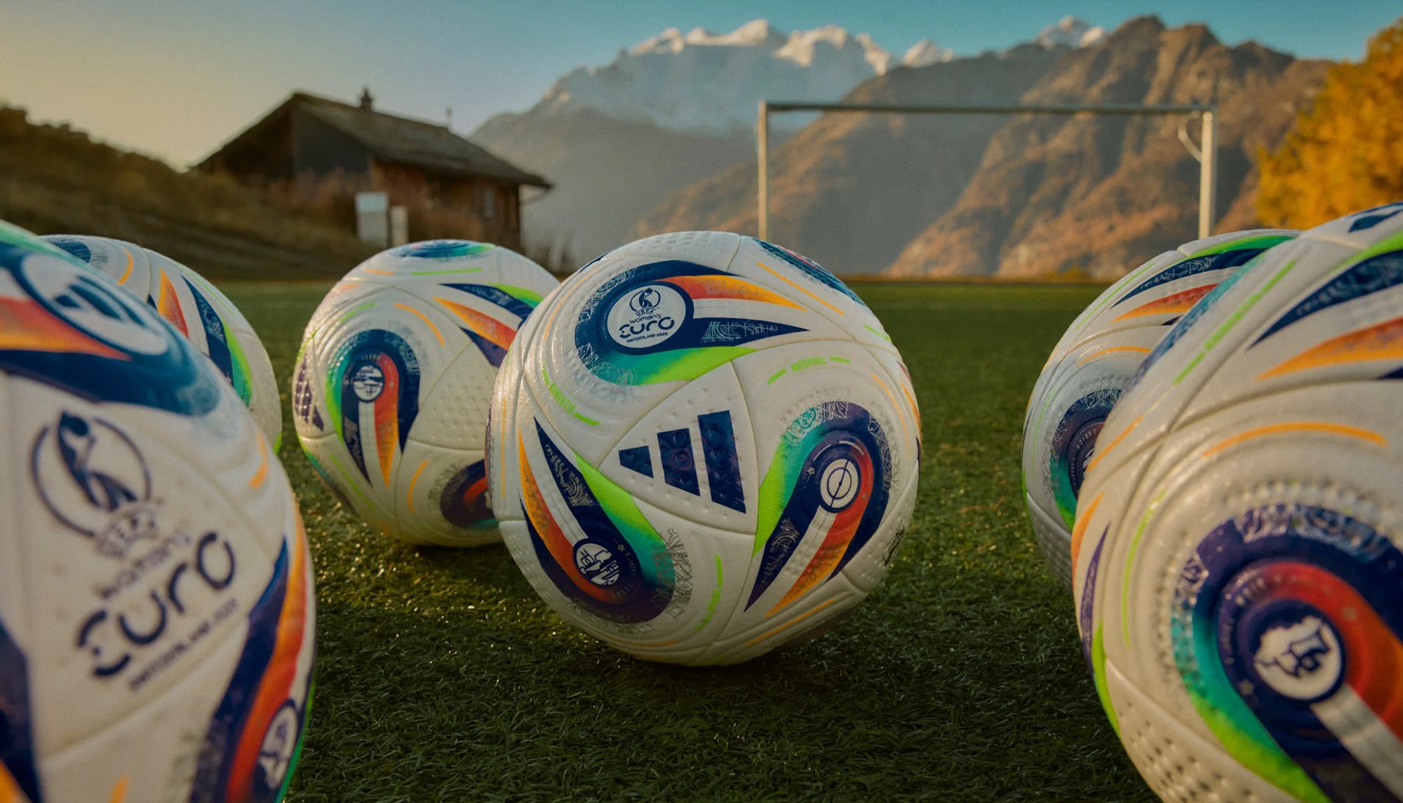 KONEKTIS: así es el balón de adidas con el que se jugará la Eurocopa femenina 2025