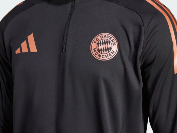 El chándal de entrenamiento del Bayern de Múnich 2025 toma los colores de la camiseta visitante