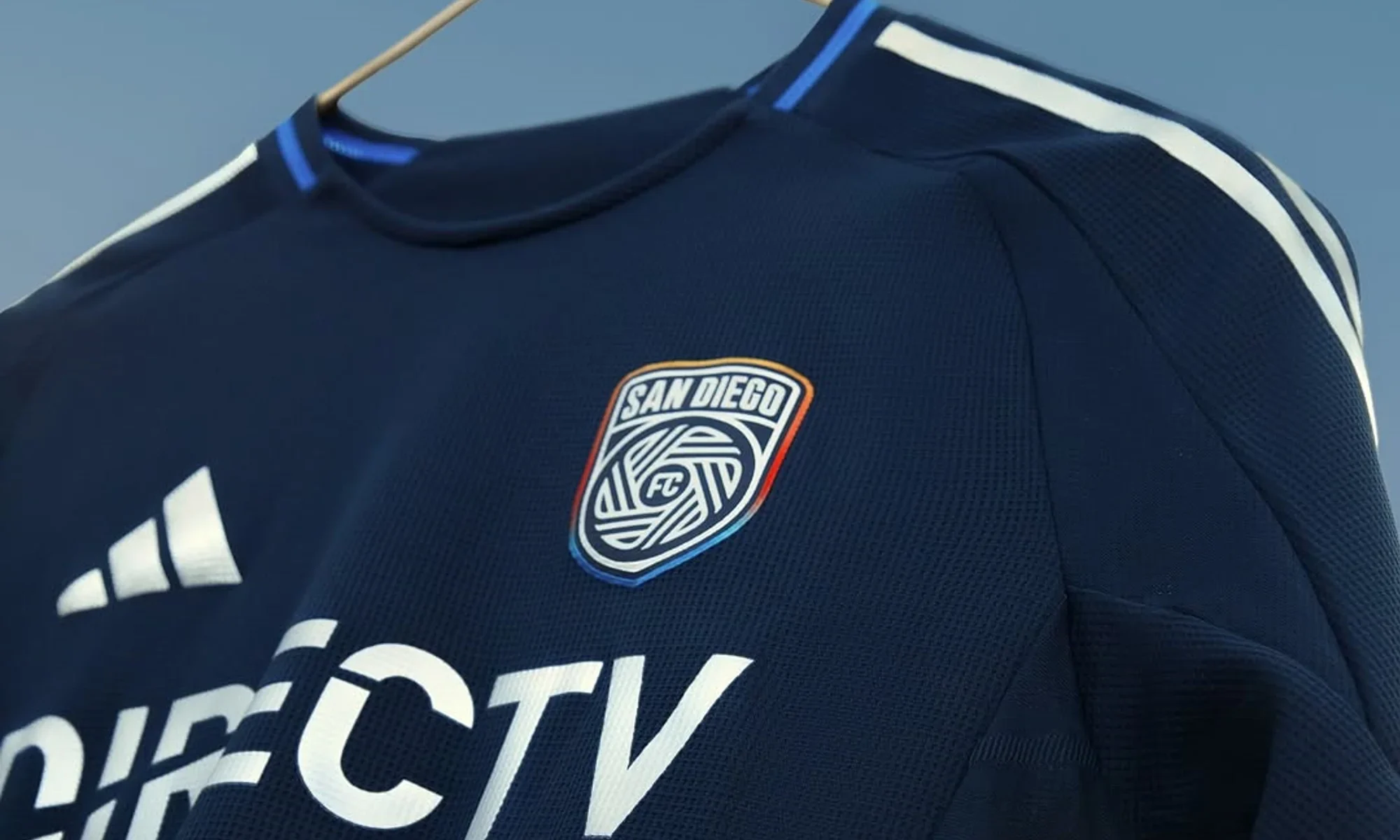 San Diego FC presenta su primera camiseta local para 2025-2026: la «Inaugural Jersey»