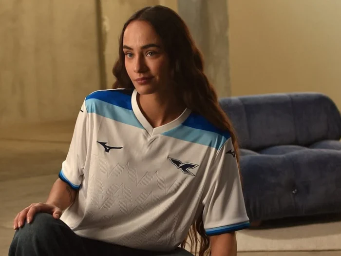La SS Lazio y Mizuno celebran los 125 años del club con una camiseta conmemorativa