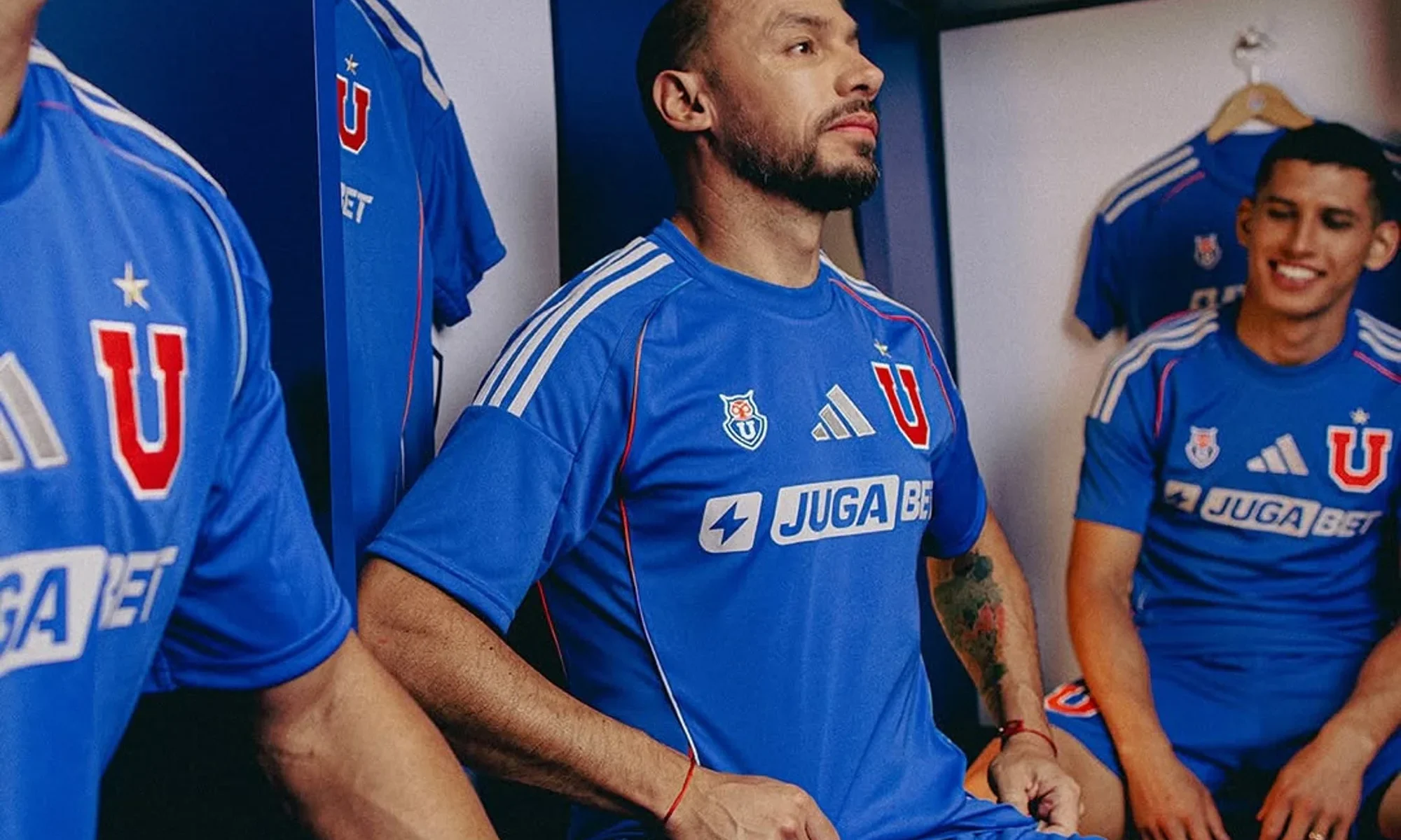 Las camisetas de la Universidad de Chile 2025 estrenan la nueva plantilla de adidas