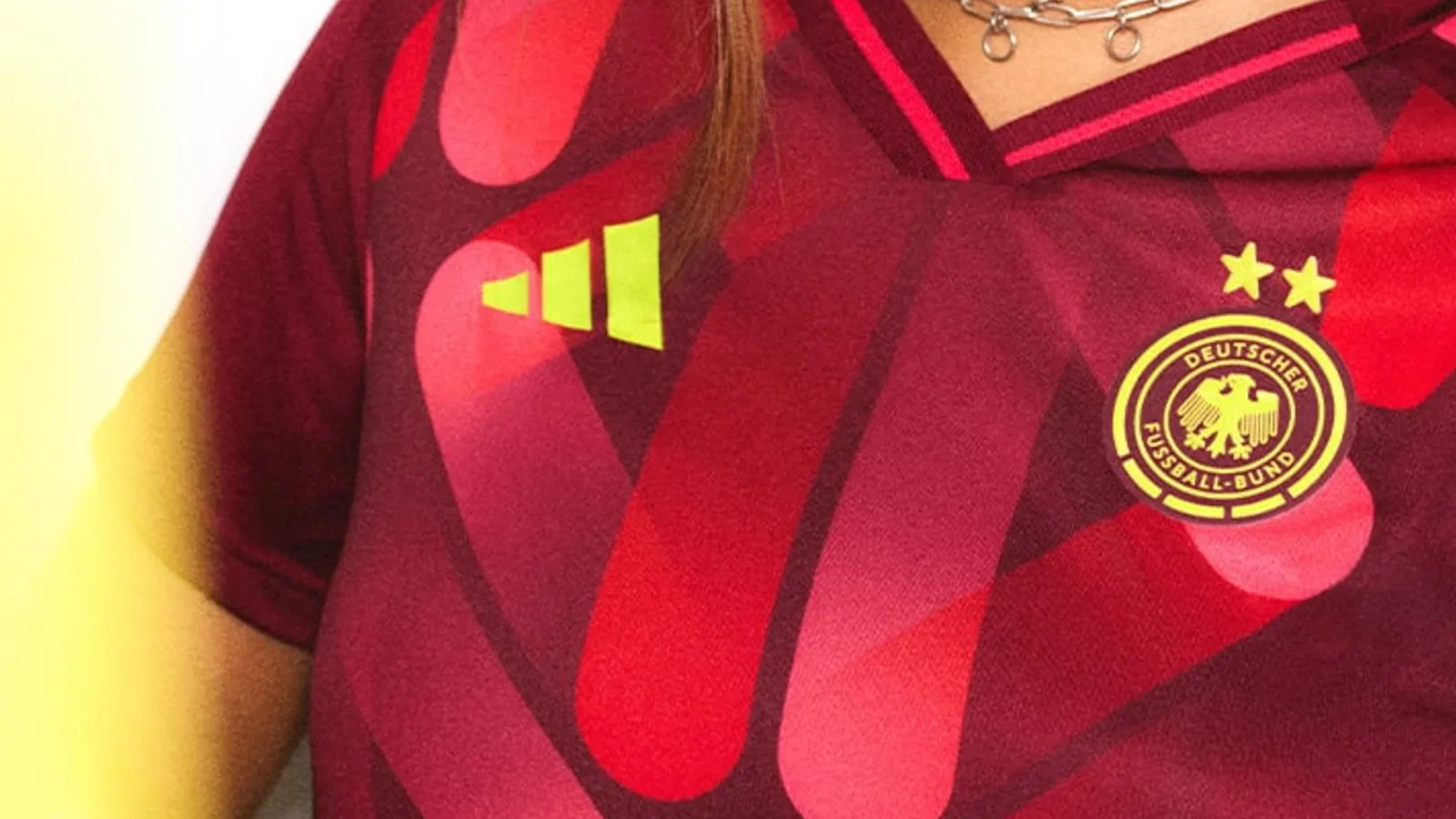 Alemania presenta sus camisetas para la Eurocopa Femenina 2025