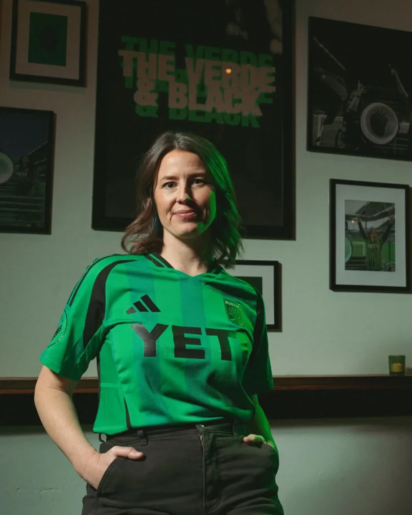La camiseta local del Austin FC 2025-2026 rinde honor al ritual de la afición