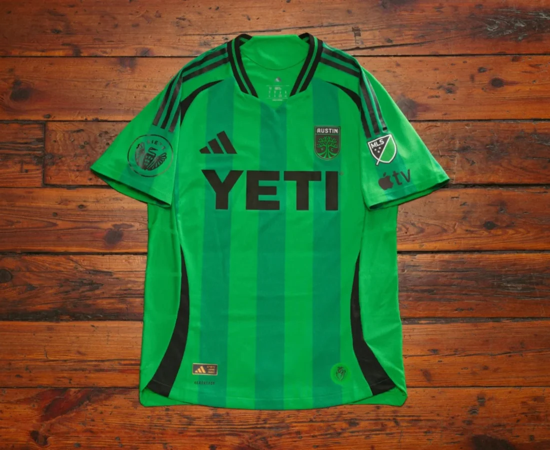 La camiseta local del Austin FC 2025-2026 rinde honor al ritual de la afición