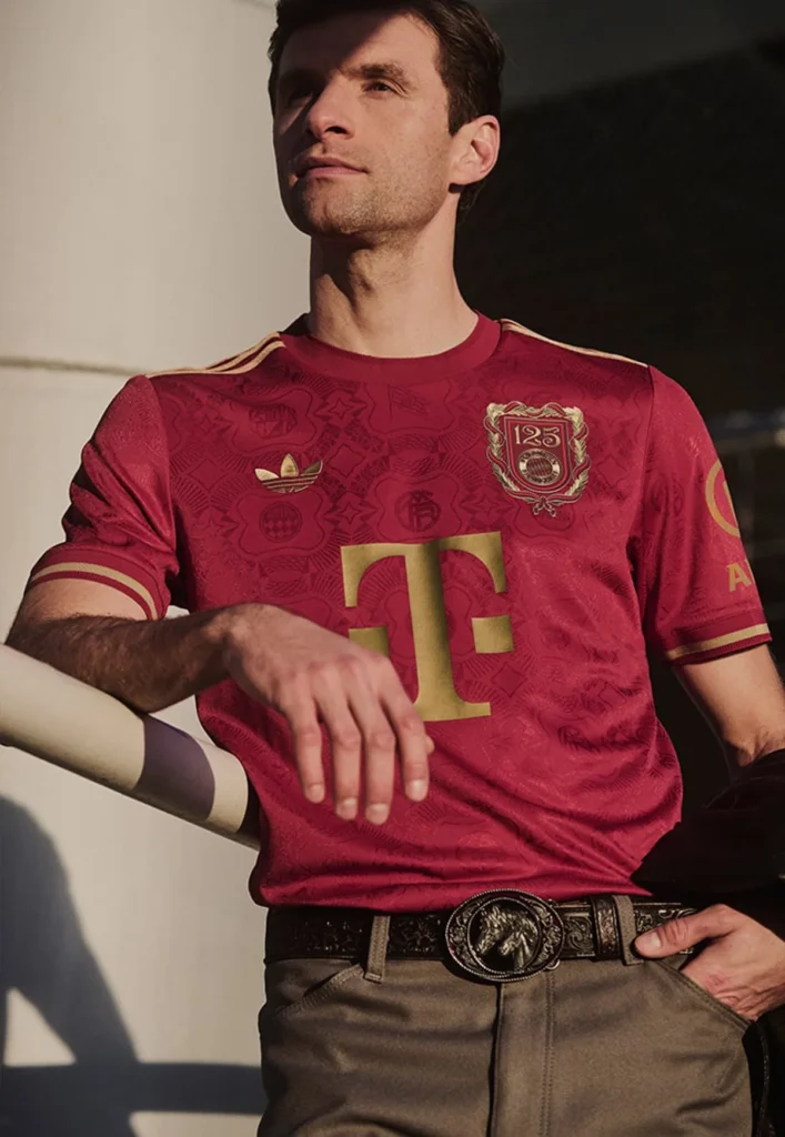 El Bayern de Múnich presenta su camiseta del 125 aniversario, inspirada en la historia del club