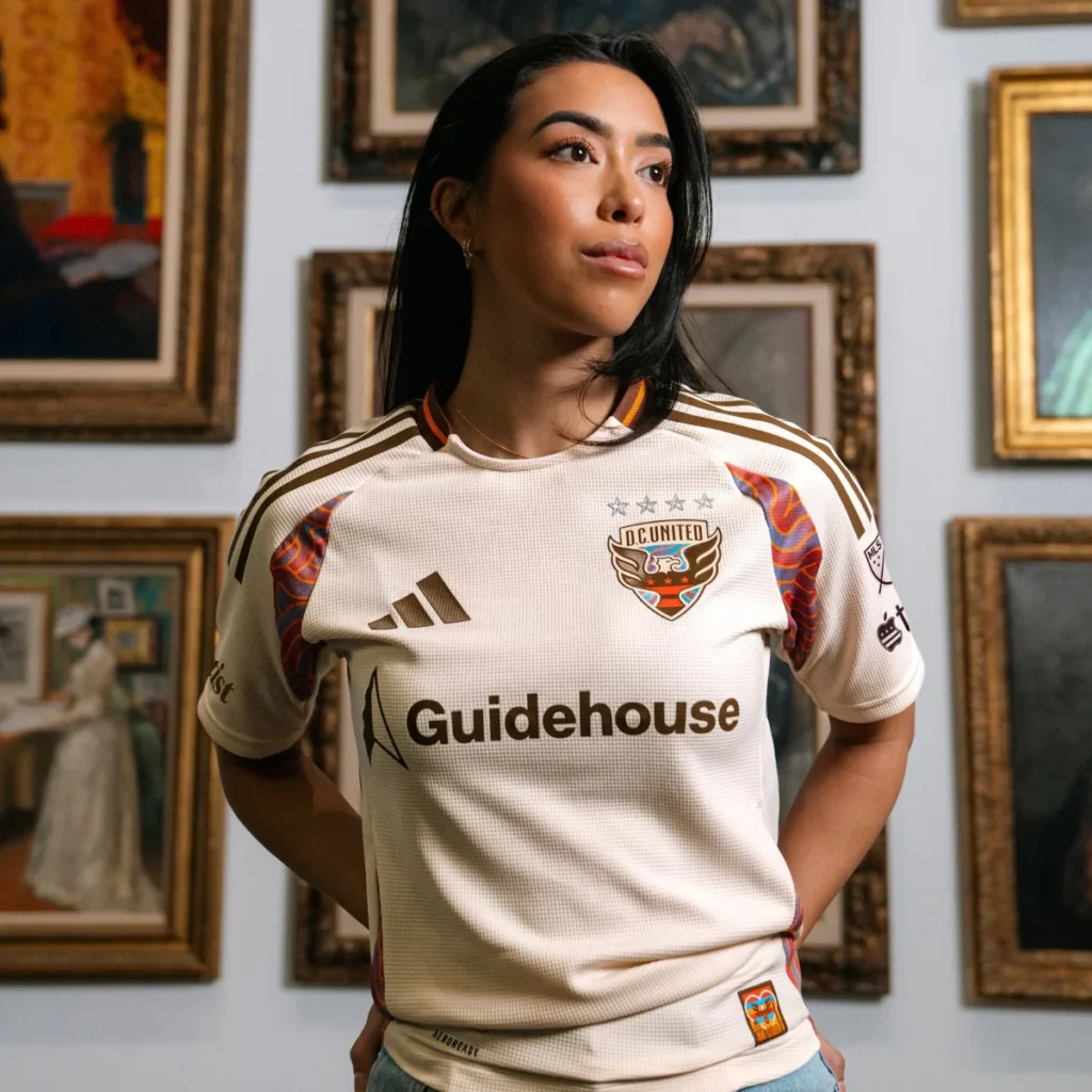 El DC United rinde homenaje al soul de Washington con su segunda camiseta 2025-2026