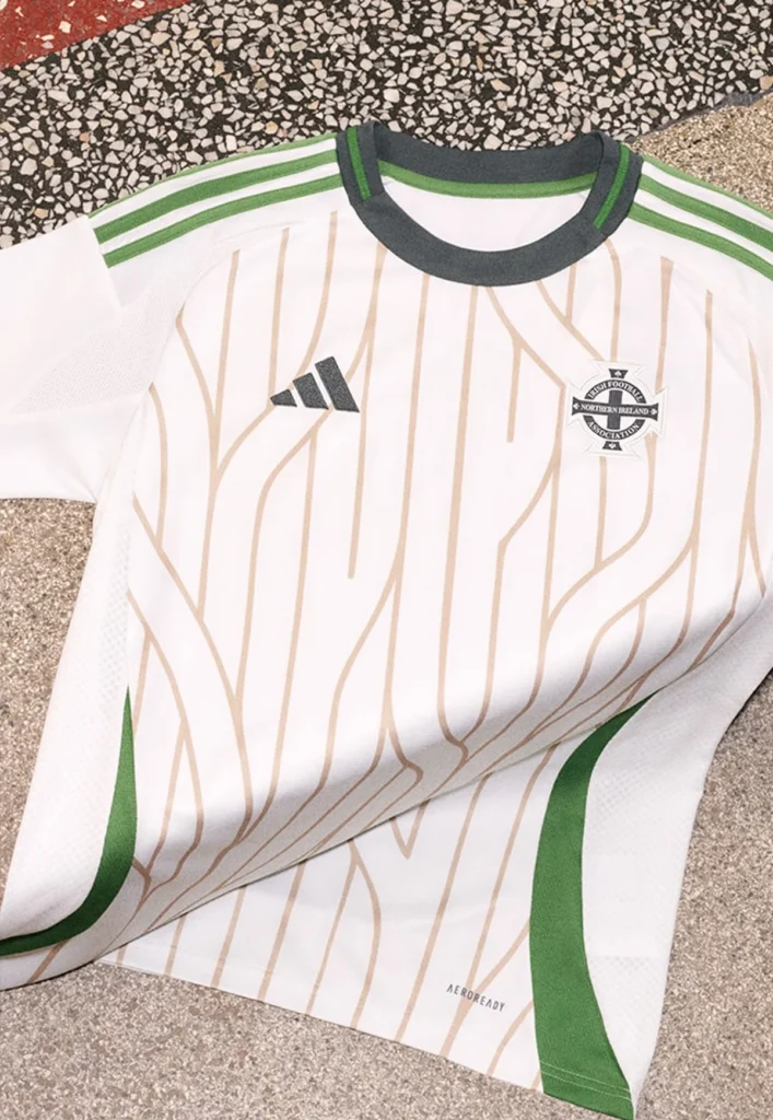 Camisetas de Irlanda del Norte femenina 2025-2026, inspiradas en la naturaleza