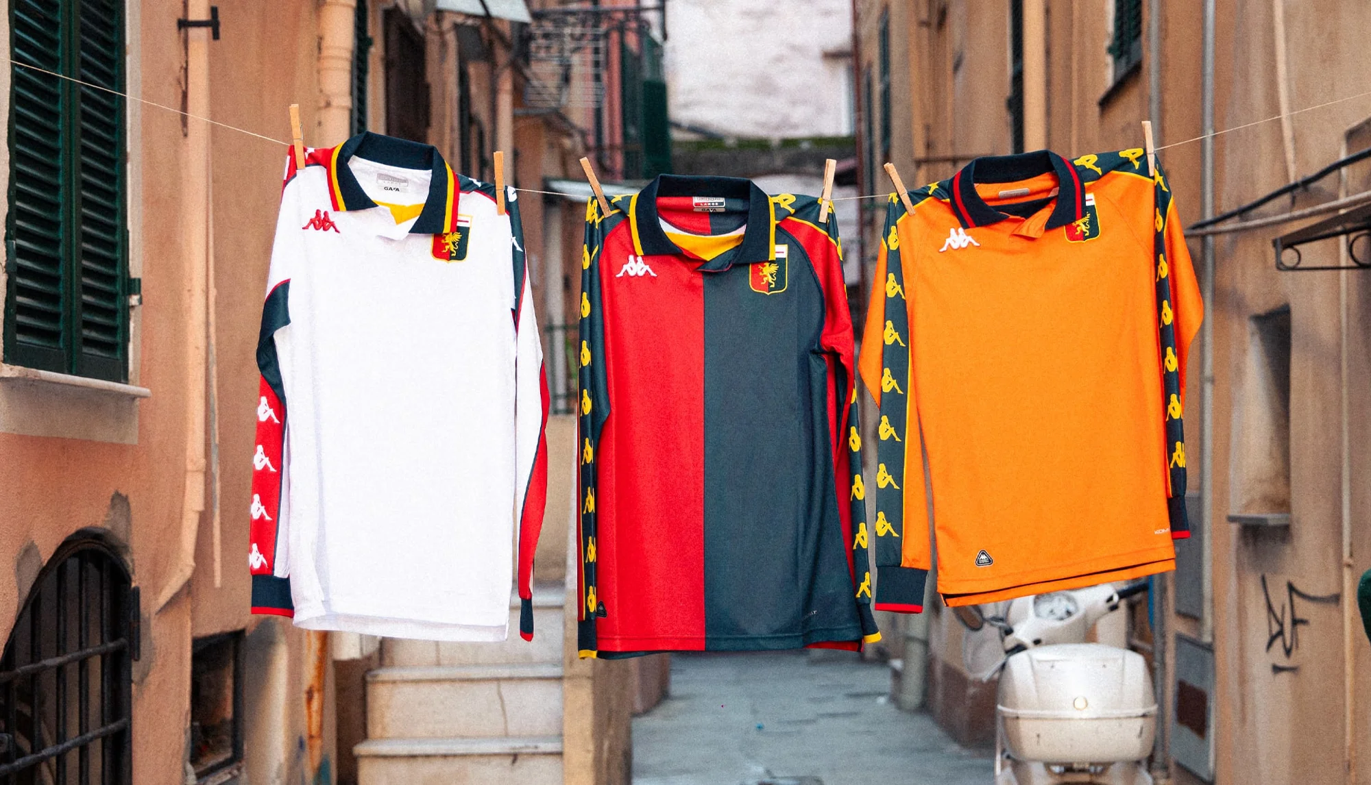 Kappa y el Genoa recuperan sus camisetas retro de 1999-2001