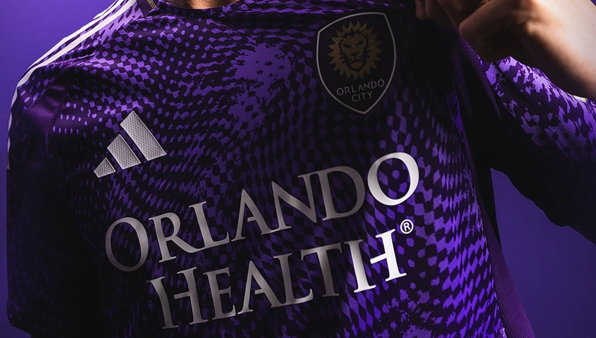 La camiseta local del Orlando City 2025-2026 simboliza la tormenta perfecta