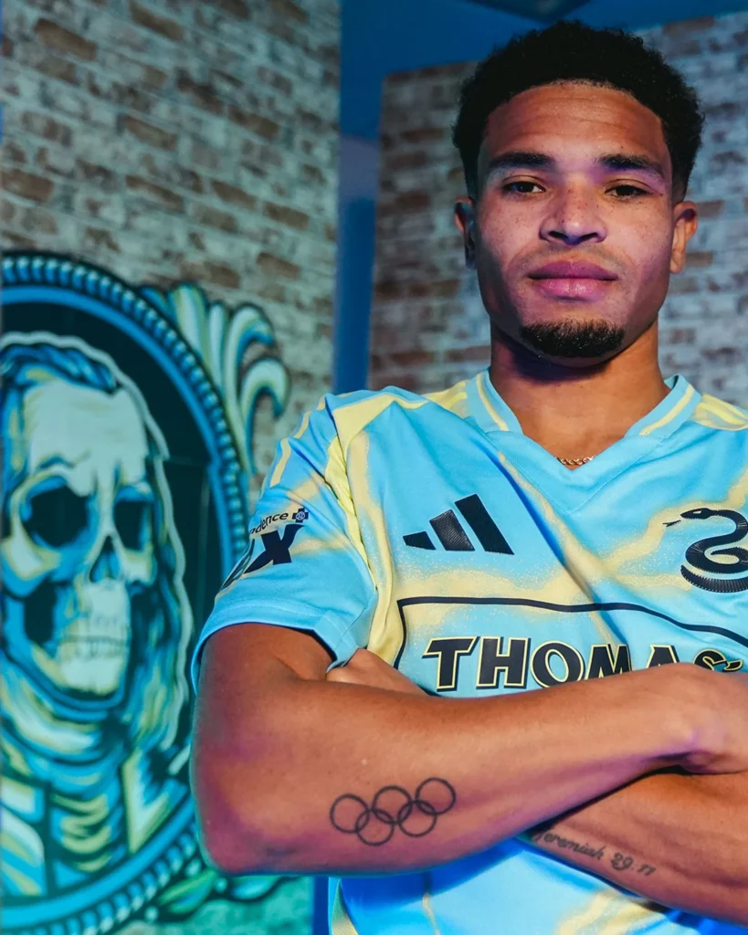 Philadelphia Union presenta una camiseta visitante con rayos eléctricos para 2025-2026