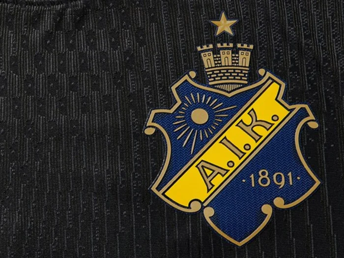 Así son las camisetas del AIK Fotboll 2025 de Nike: negro total y un guiño a la historia
