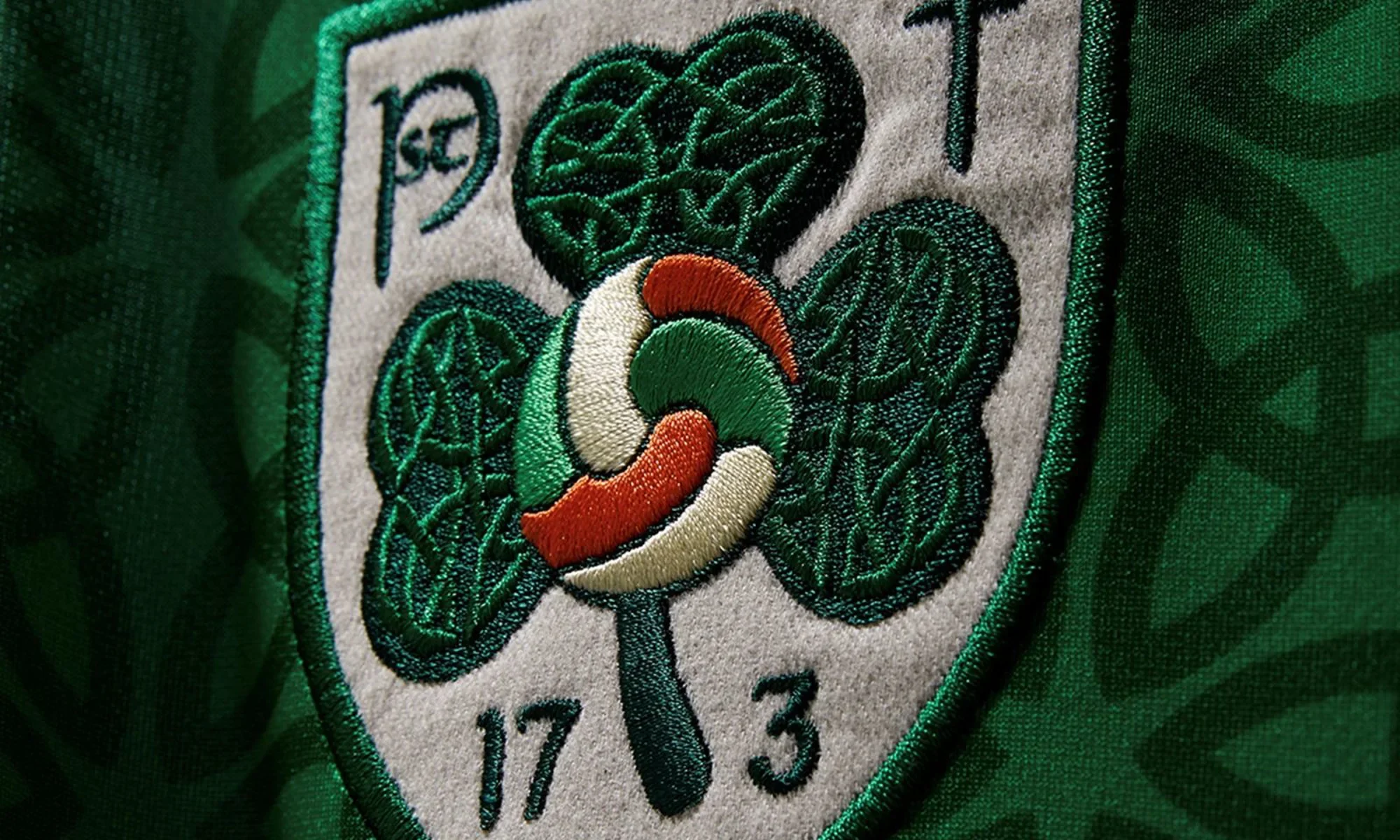 Umbro lanza las camisetas especiales de Irlanda por el Día de San Patricio