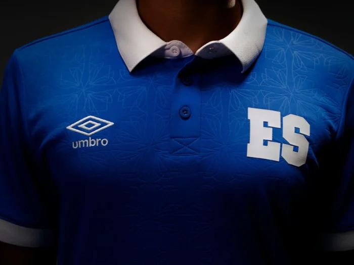 Así son las camisetas de El Salvador 2025-2026 de Umbro