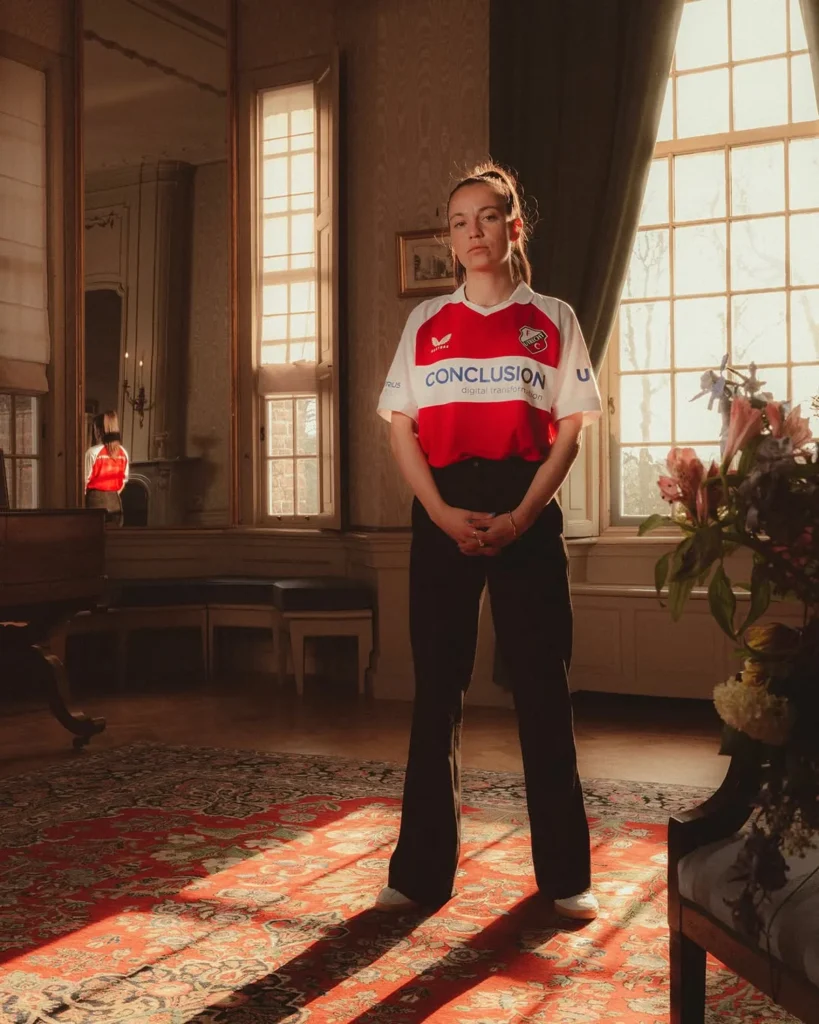 El FC Utrecht y Castore recuperan los años 80 con una camiseta retro de edición especial