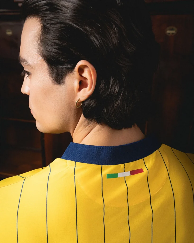 El Hellas Verona y Joma recuperan la camiseta del Scudetto 40 años después