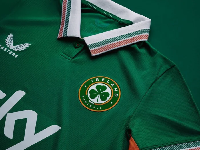 Así son las camisetas de la selección femenina de Irlanda 2025-2026: «The Rise never stops»