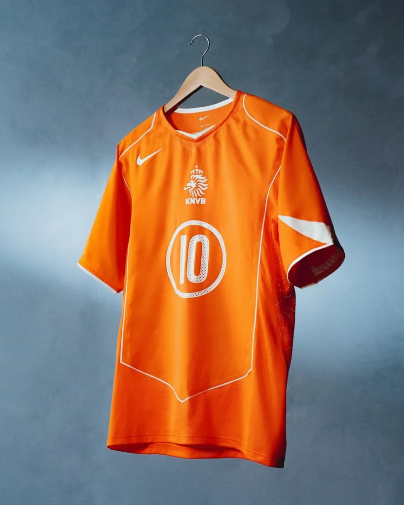 Nike recupera la camiseta de Países Bajos de 2004 con una reedición Total 90 idéntica a la original