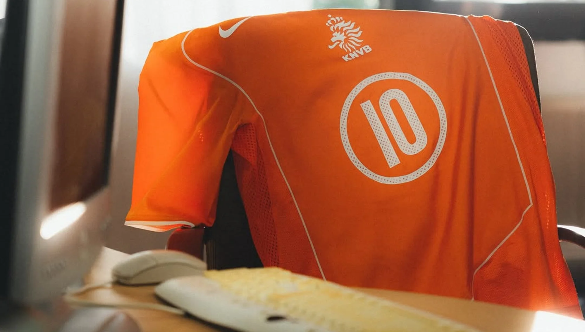 Nike recupera la camiseta de Países Bajos de 2004 con una reedición Total 90 idéntica a la original