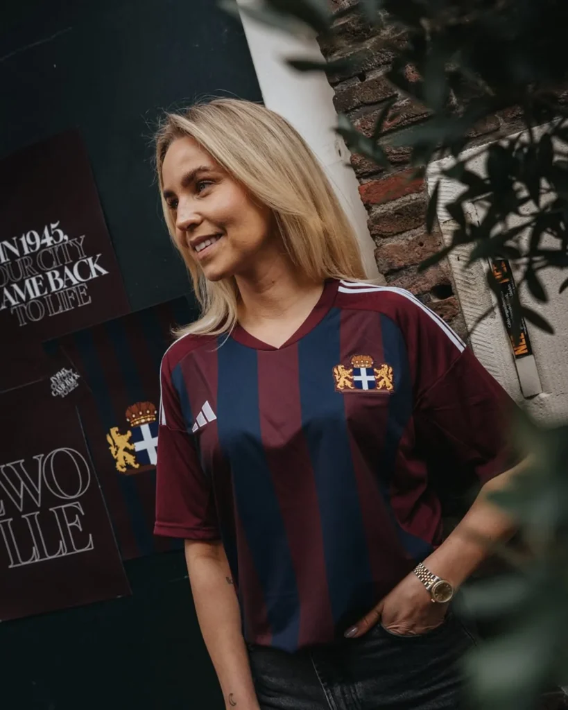 El PEC Zwolle homenajea a Leo Major con una camiseta especial por el 80 aniversario de la liberación