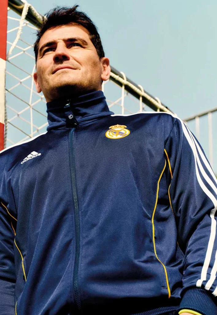 adidas y el Real Madrid recuperan las camisetas de la Champions de 2000 con la colección «Bring Back»