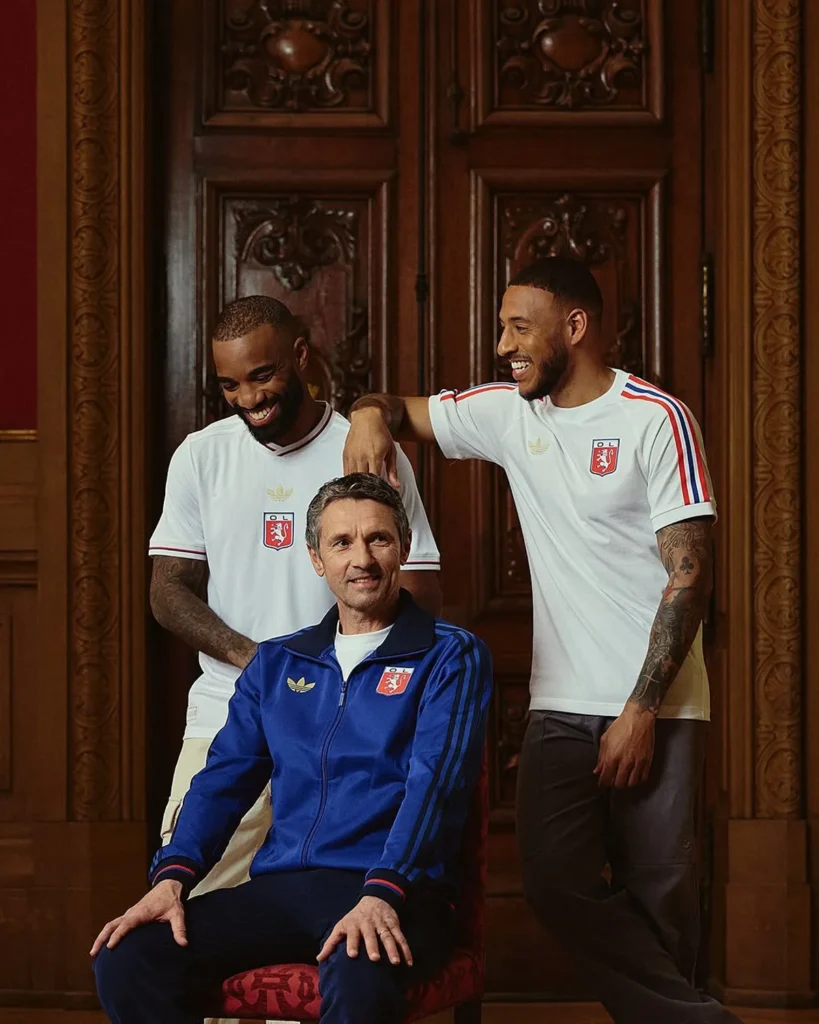 adidas presenta la camiseta del 75 aniversario del Olympique de Lyon