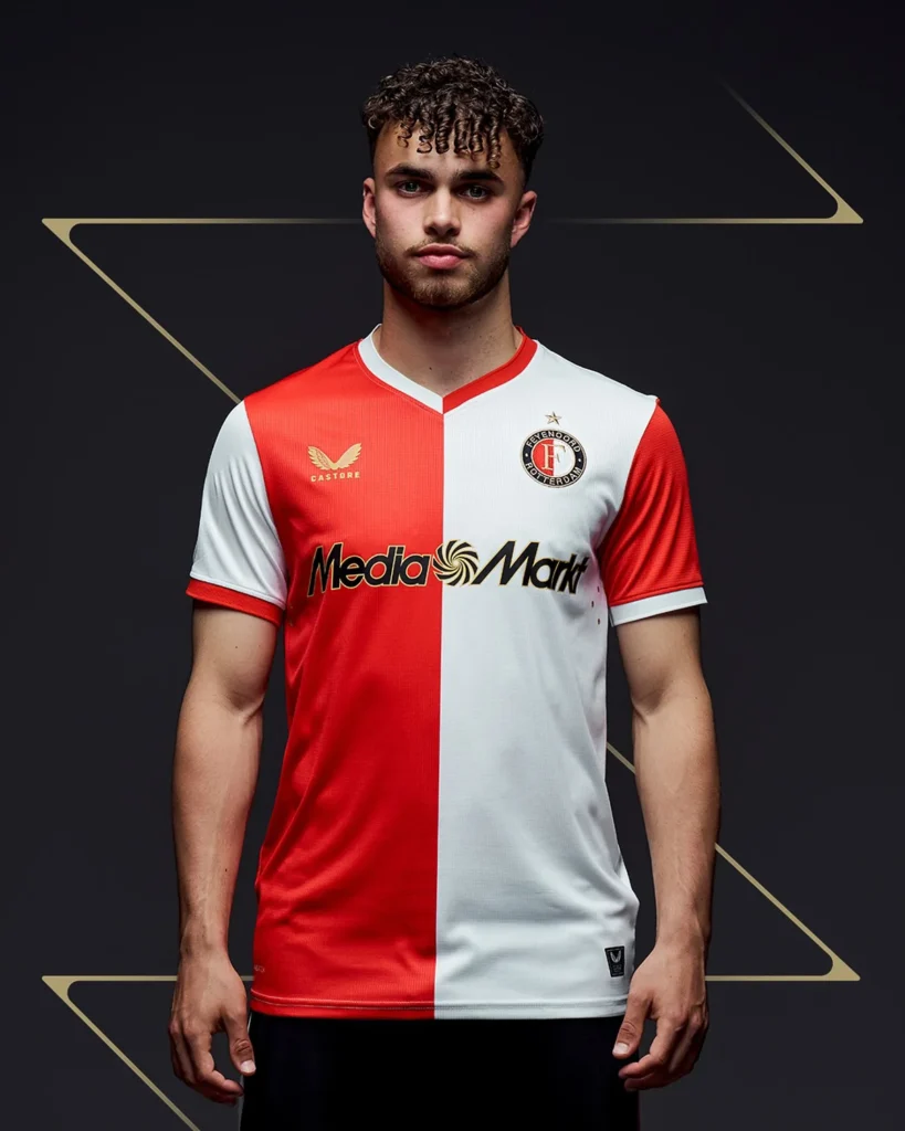 La camiseta local del Feyenoord 2025-2026 llega con detalles dorados