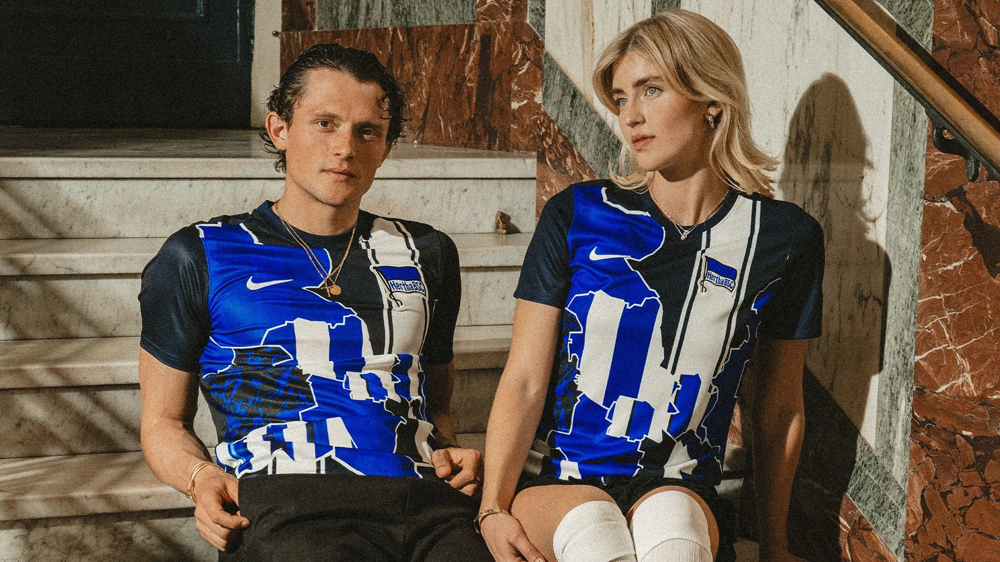 Hertha BSC y Nike lanzan una camiseta mash-up por 26 años de colaboración