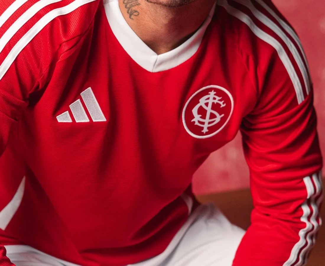 Las camisetas del Internacional 2025-2026 homenajean el título de 1975