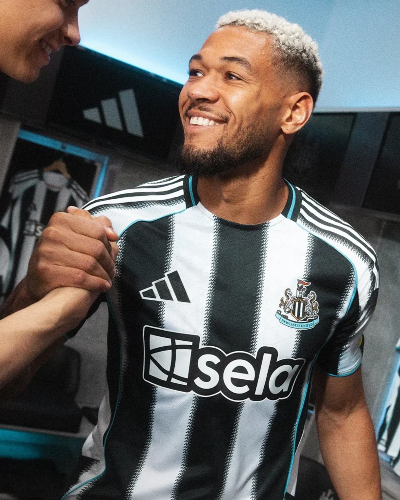 Camiseta titular del Newcastle United 2025-2026: inspirada en el «shepherd's check»