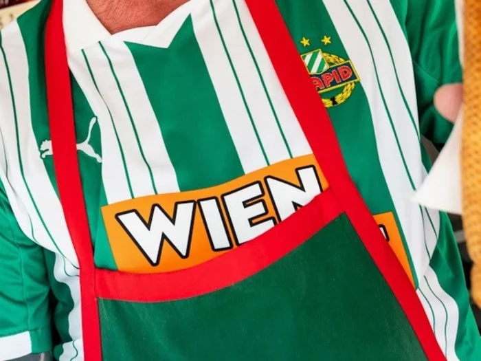 El Rapid de Viena 2025-2026 recupera el estilo de sus camisetas de los noventa